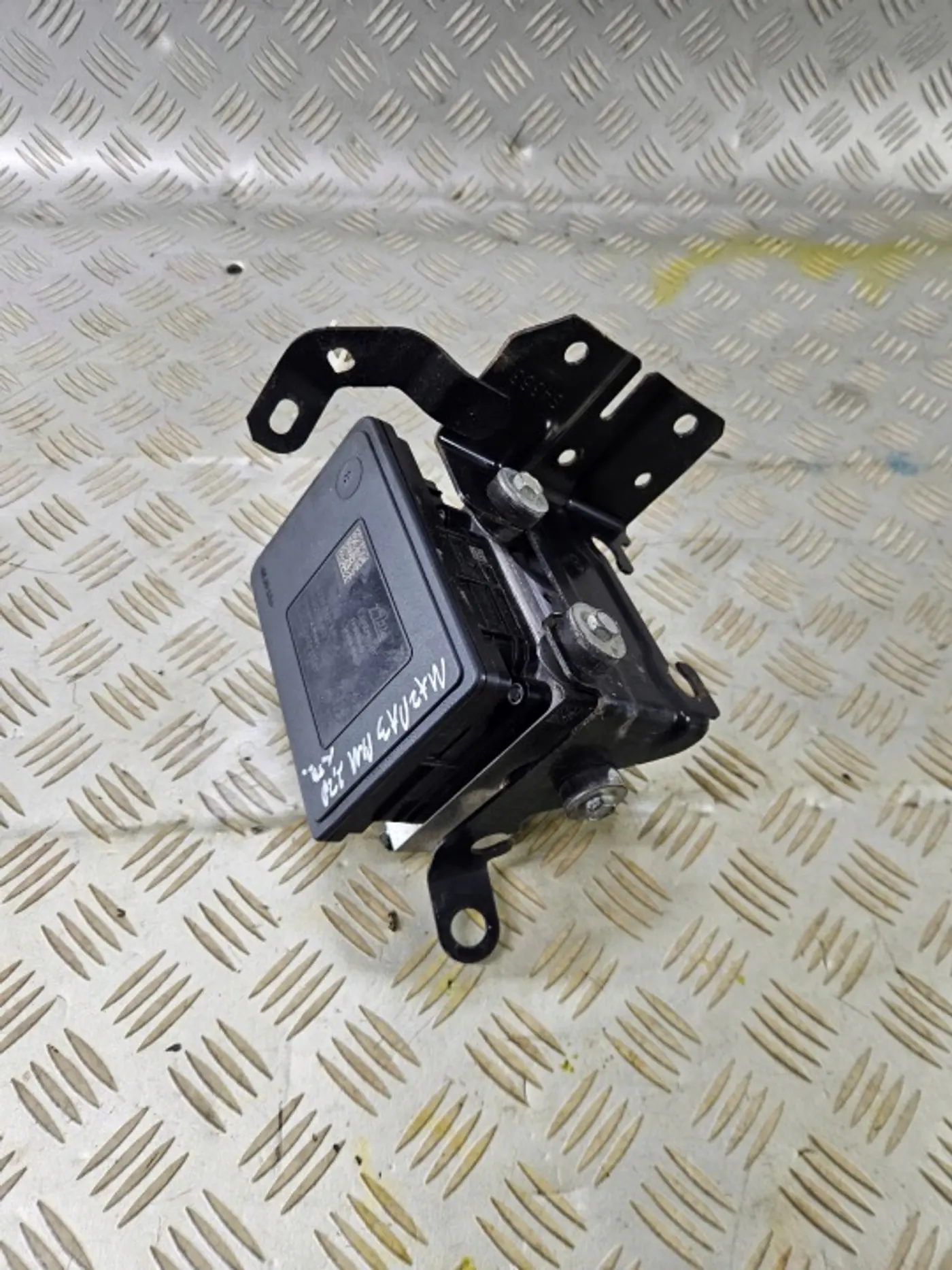Блок ABS к Mazda 3 2013