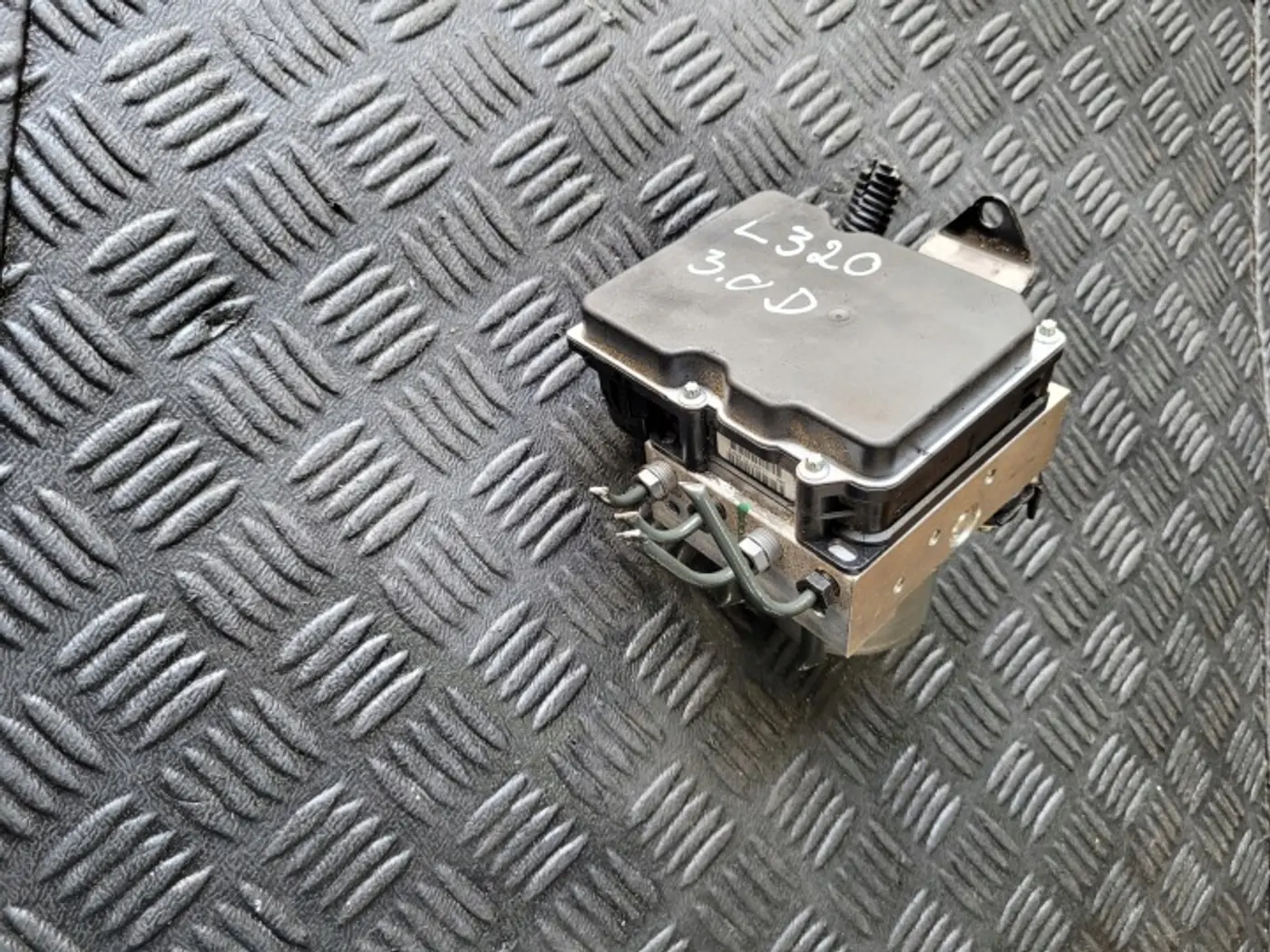 Блок ABS к Land Rover Range Rover 2009