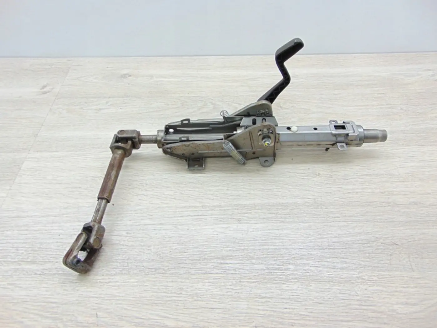 Рулевая колонка к SEAT Leon 2009