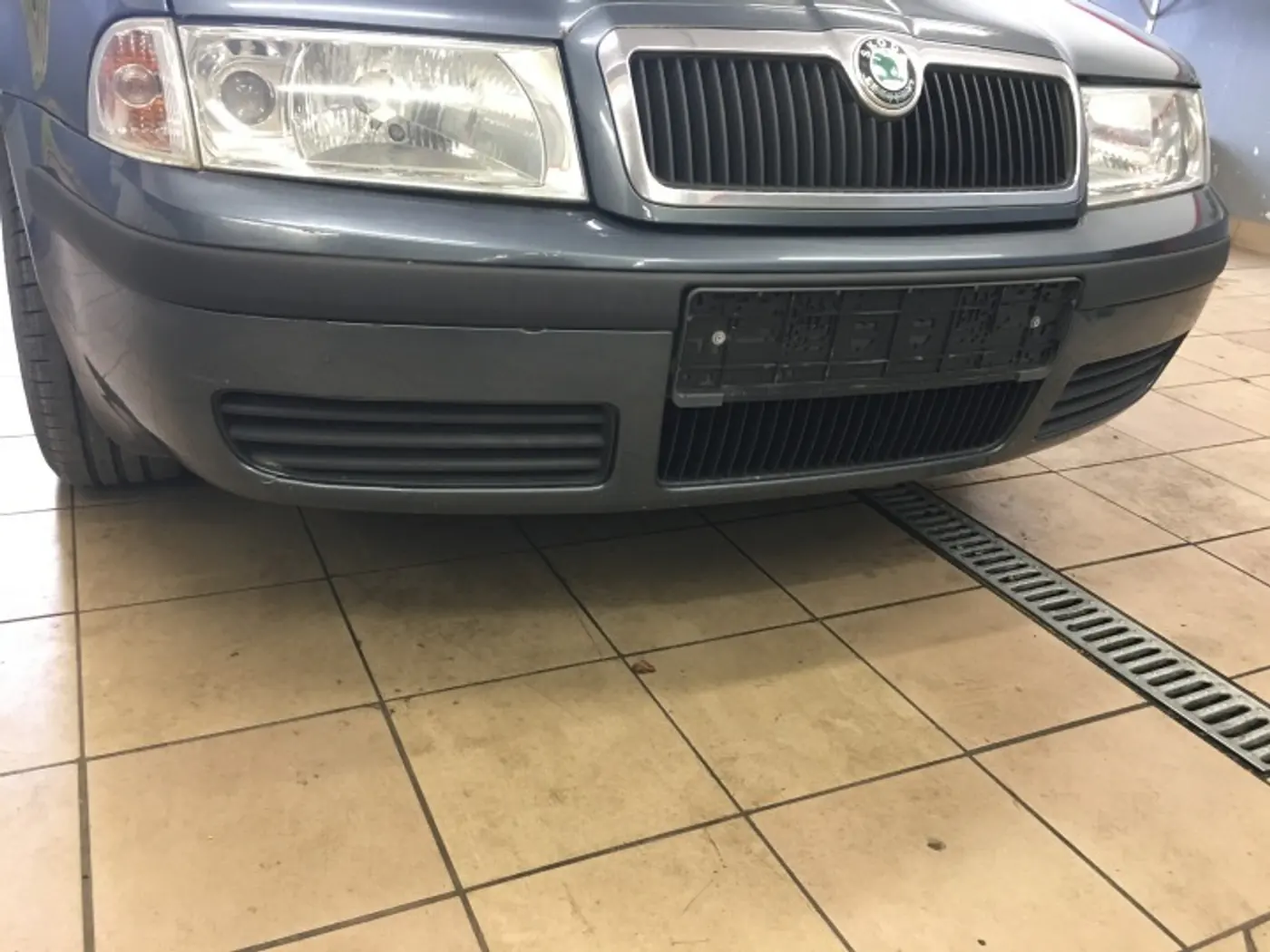 Бампер передний к Skoda Octavia RS 2001