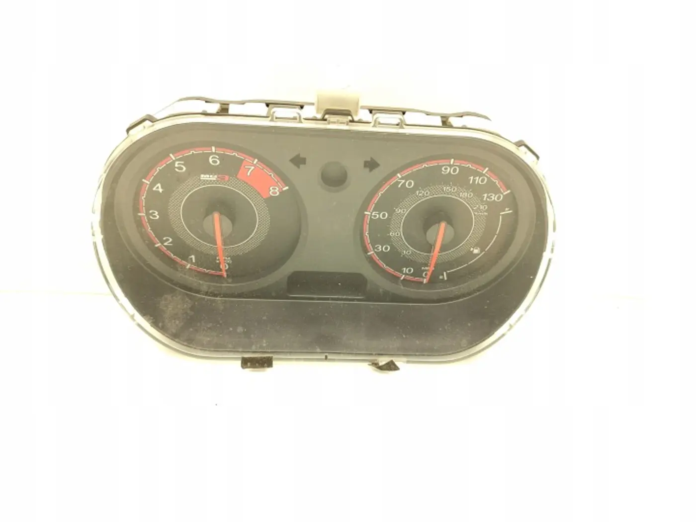 Щиток приборов (приборная панель) к MG 3 2013