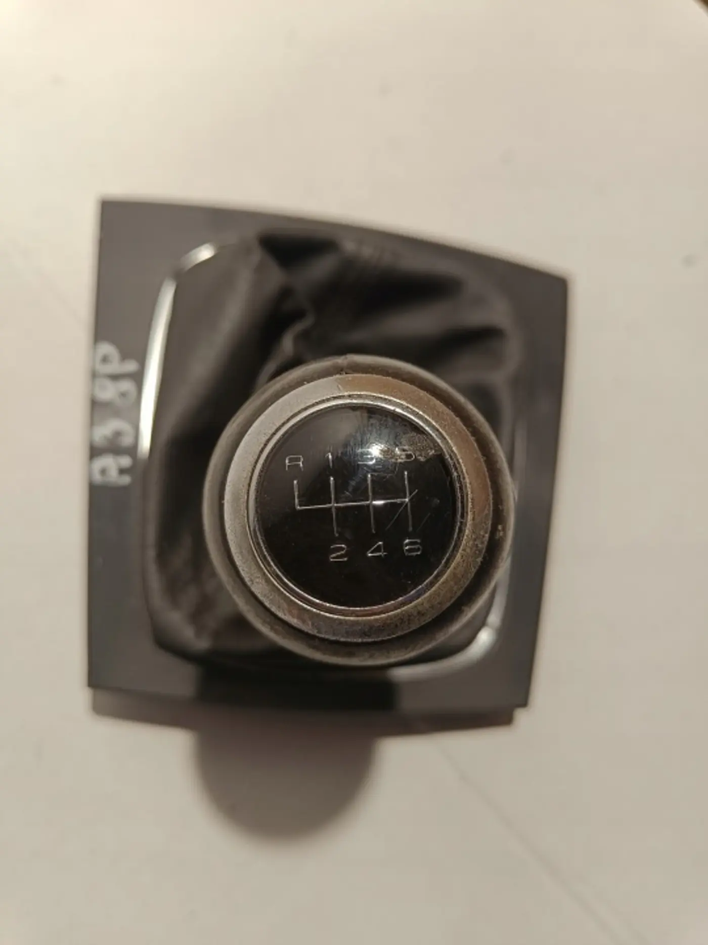 Ручка кулисы КПП к Audi A3 2008