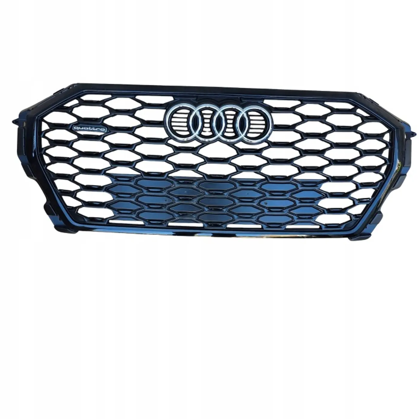 Решетка радиатора к Audi Q3 2018