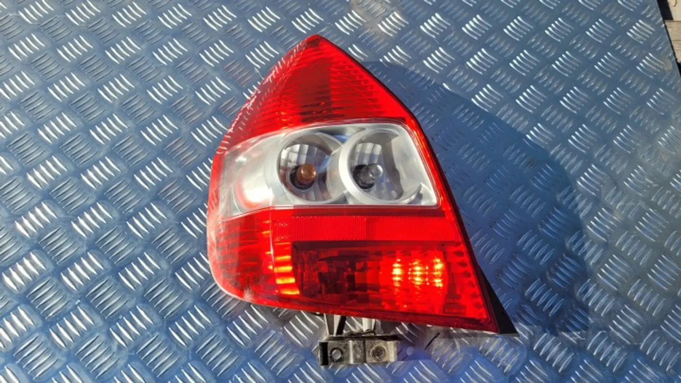 Фонарь задний левый к Honda Jazz 2007