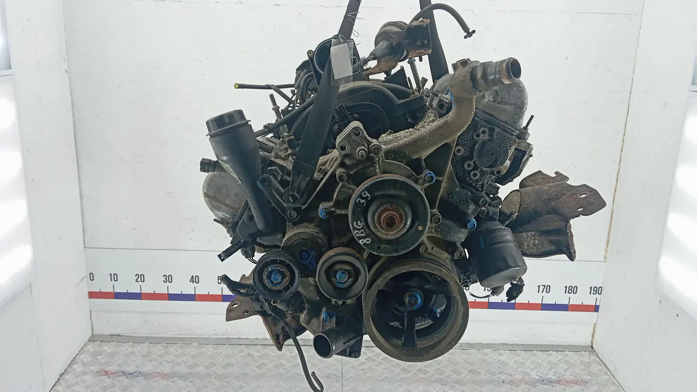Двигатель к Jeep Grand Cherokee 2002