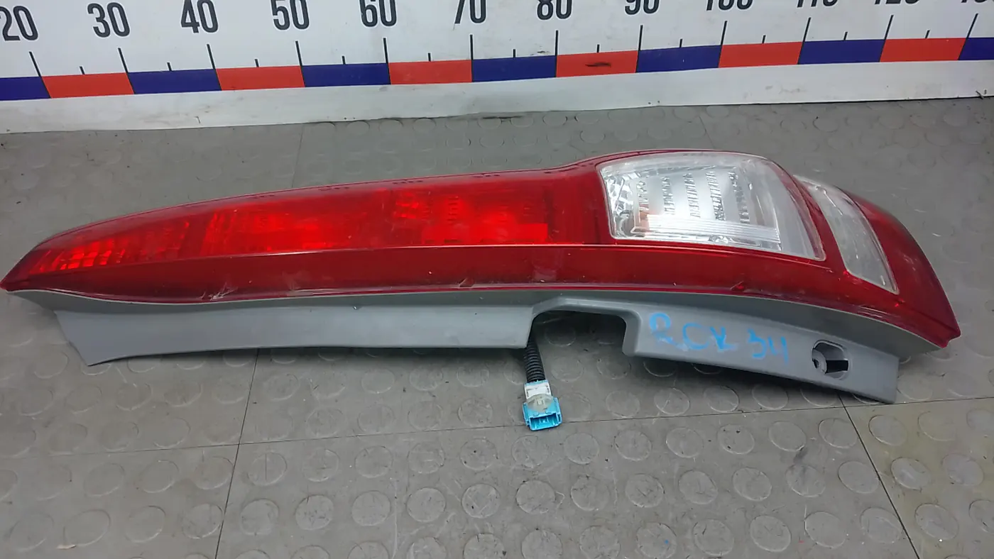 Фонарь задний правый к Honda CR-V 2007