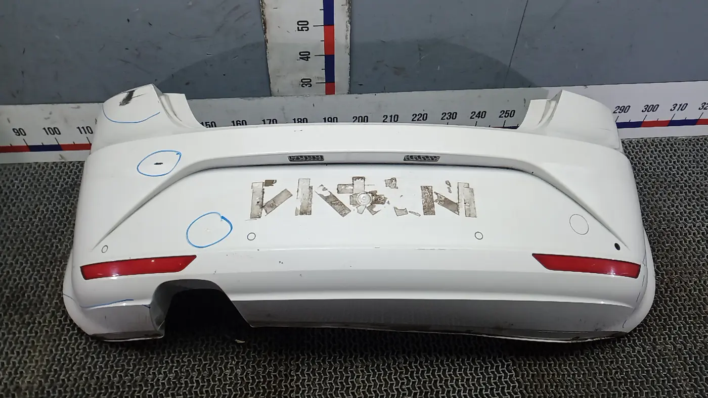 Бампер задний к SEAT Leon 2012
