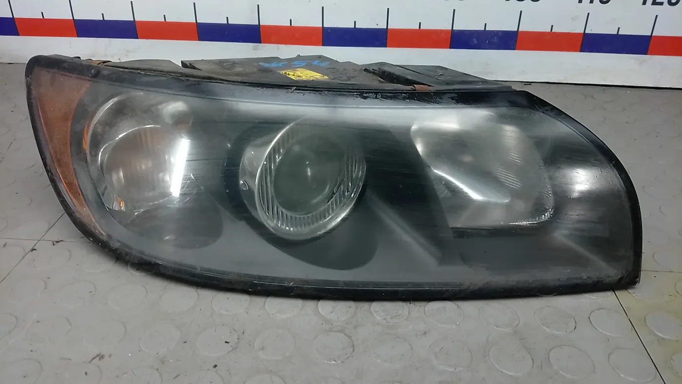 Фара правая к Volvo S40 2006