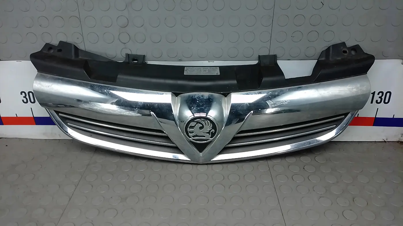 Решетка радиатора к Opel Zafira 2009