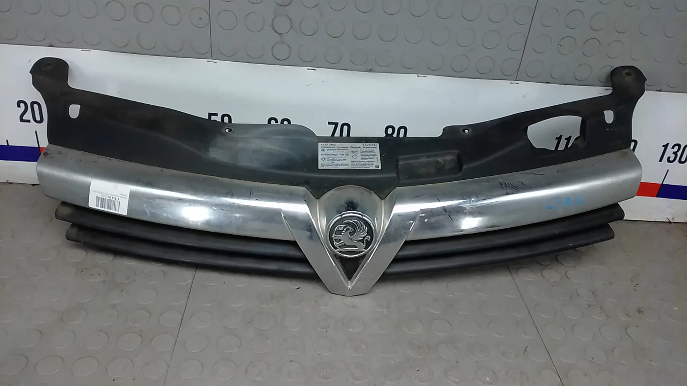 Решетка радиатора к Opel Astra 2006