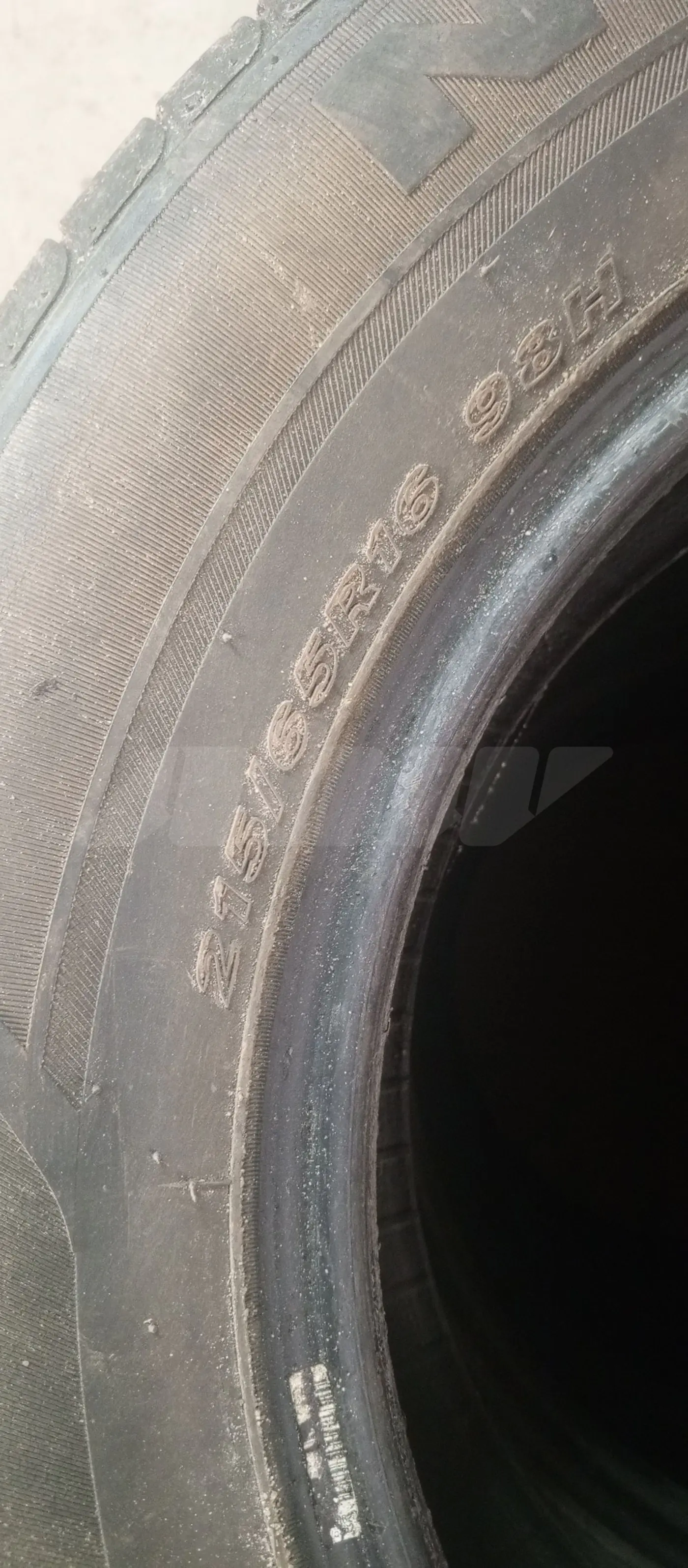 R16 215 65 Nexen t4