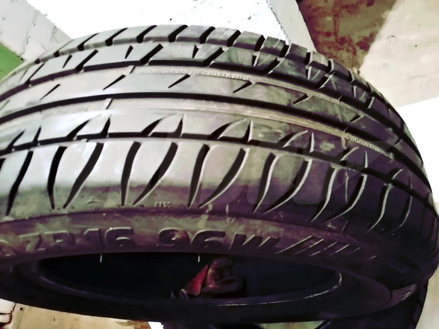 R16 205 60 Tigar Performance. High.
