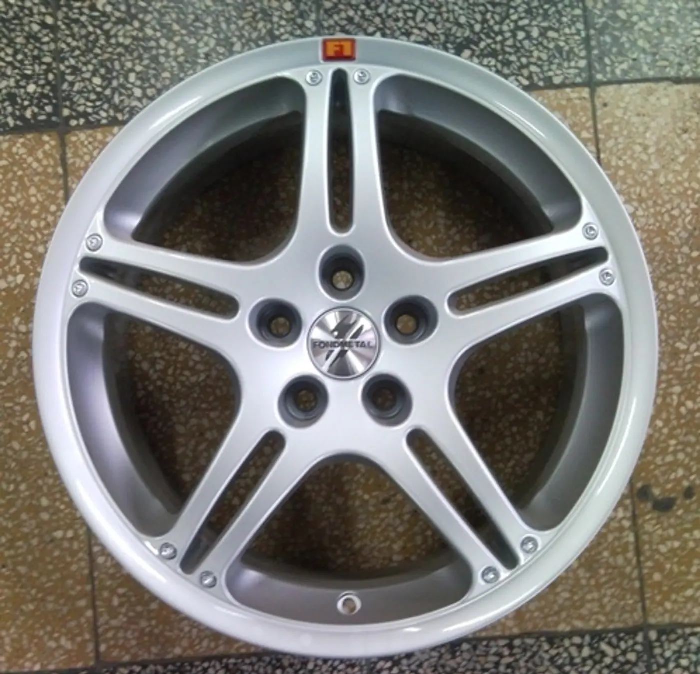 7xR15 5 100 ET38 DIA57.1 к Volkswagen Golf