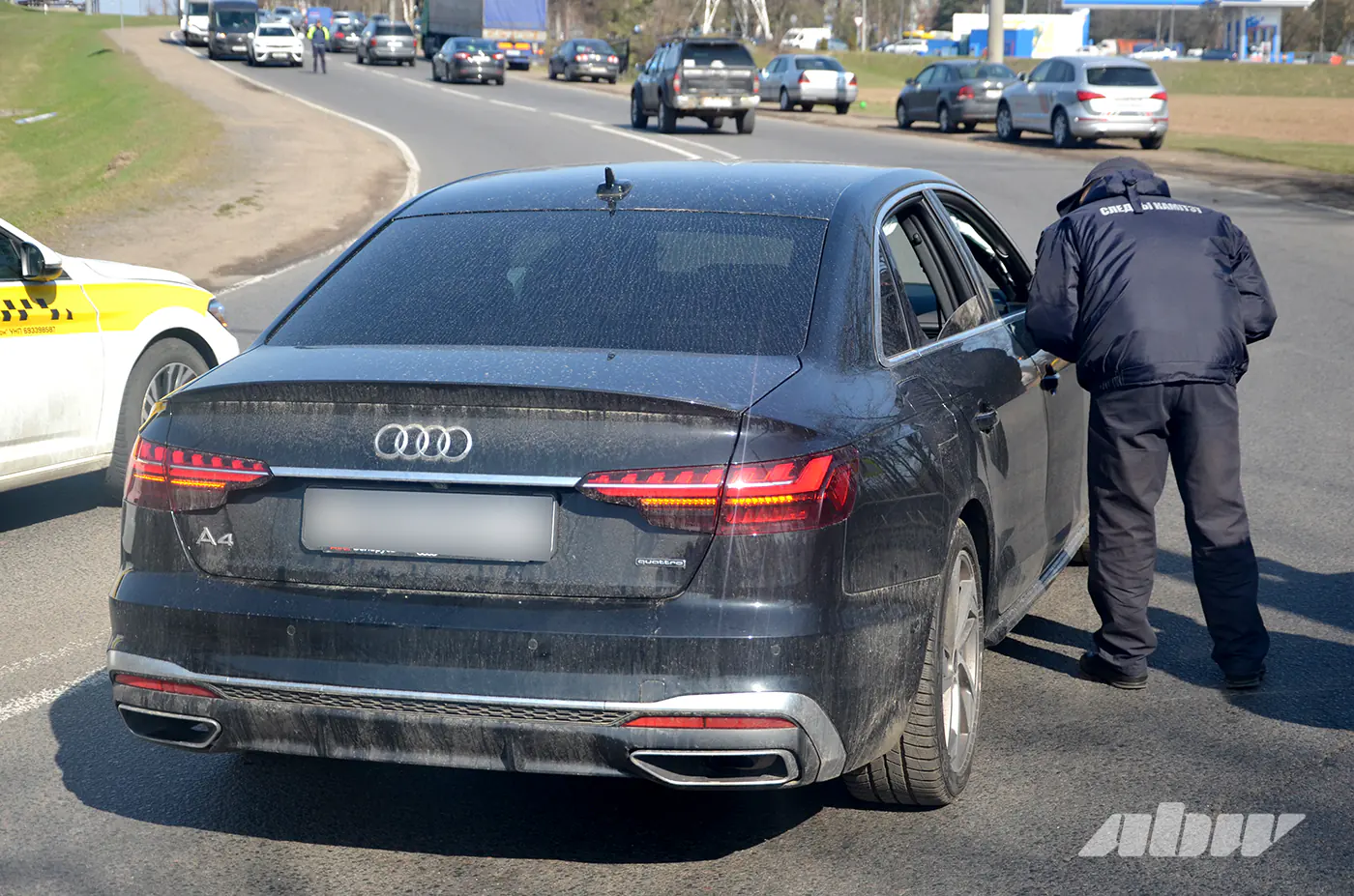 «Суть – привязать движение авто к конкретным точкам во времени и пространстве»: узнали, как проходит следственный эксперимент