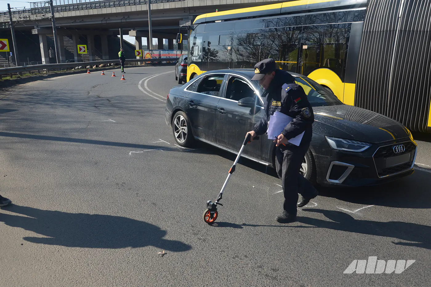 «Суть – привязать движение авто к конкретным точкам во времени и пространстве»: узнали, как проходит следственный эксперимент