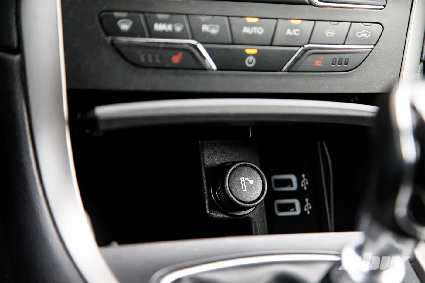 Полтора литра на всю семью: секонд-тест семиместного Ford S-MAX