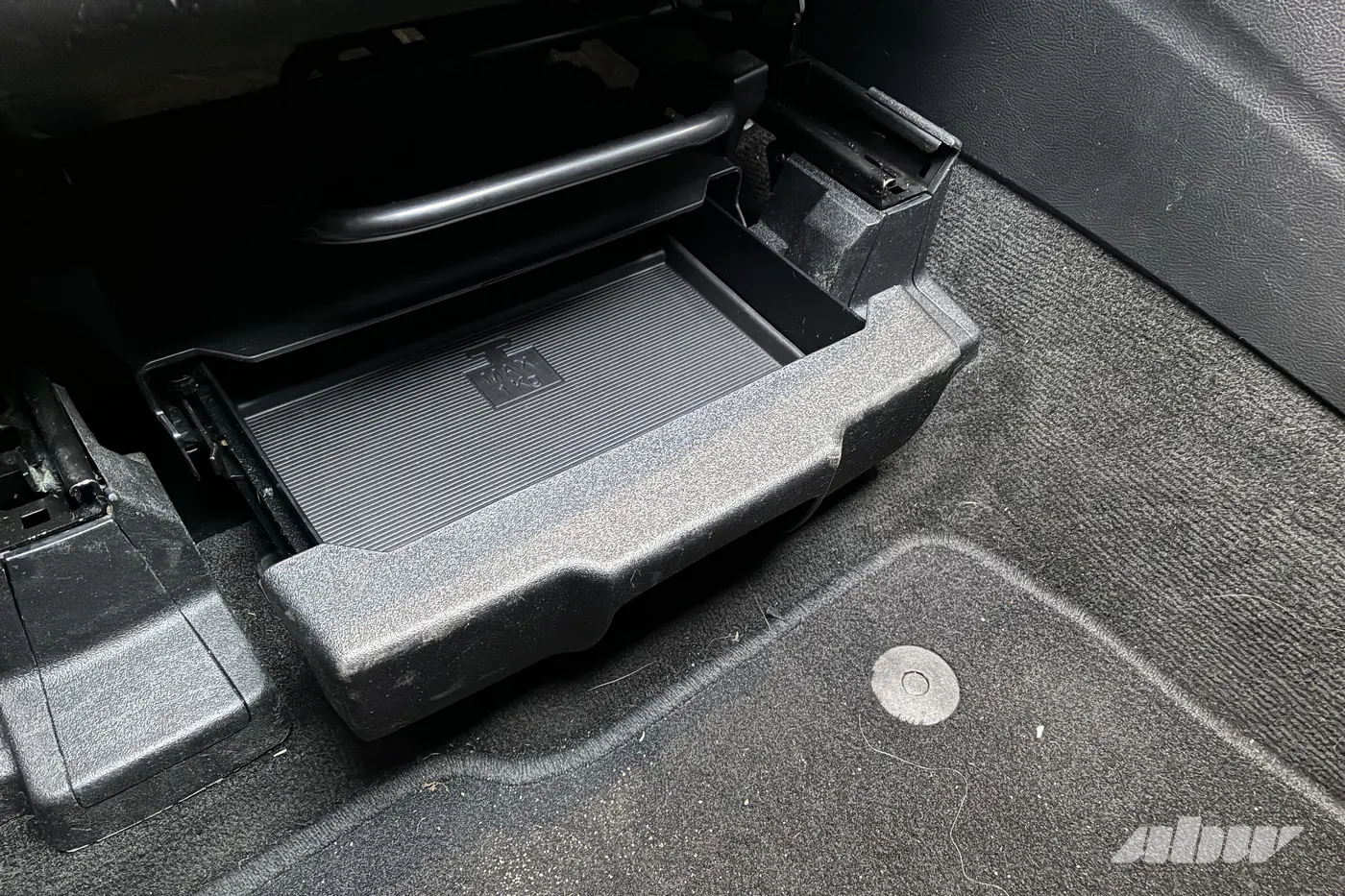 Полтора литра на всю семью: секонд-тест семиместного Ford S-MAX