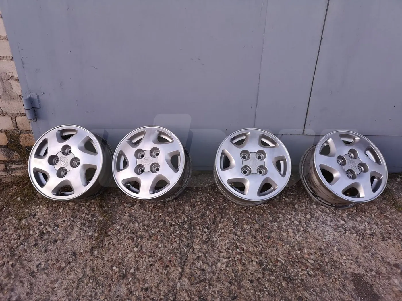6xR14 4 110 ET45 DIA65 к Nissan Primera