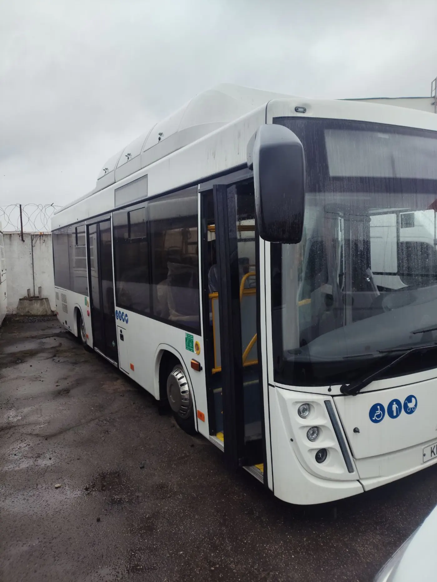 МАЗ 206 2025