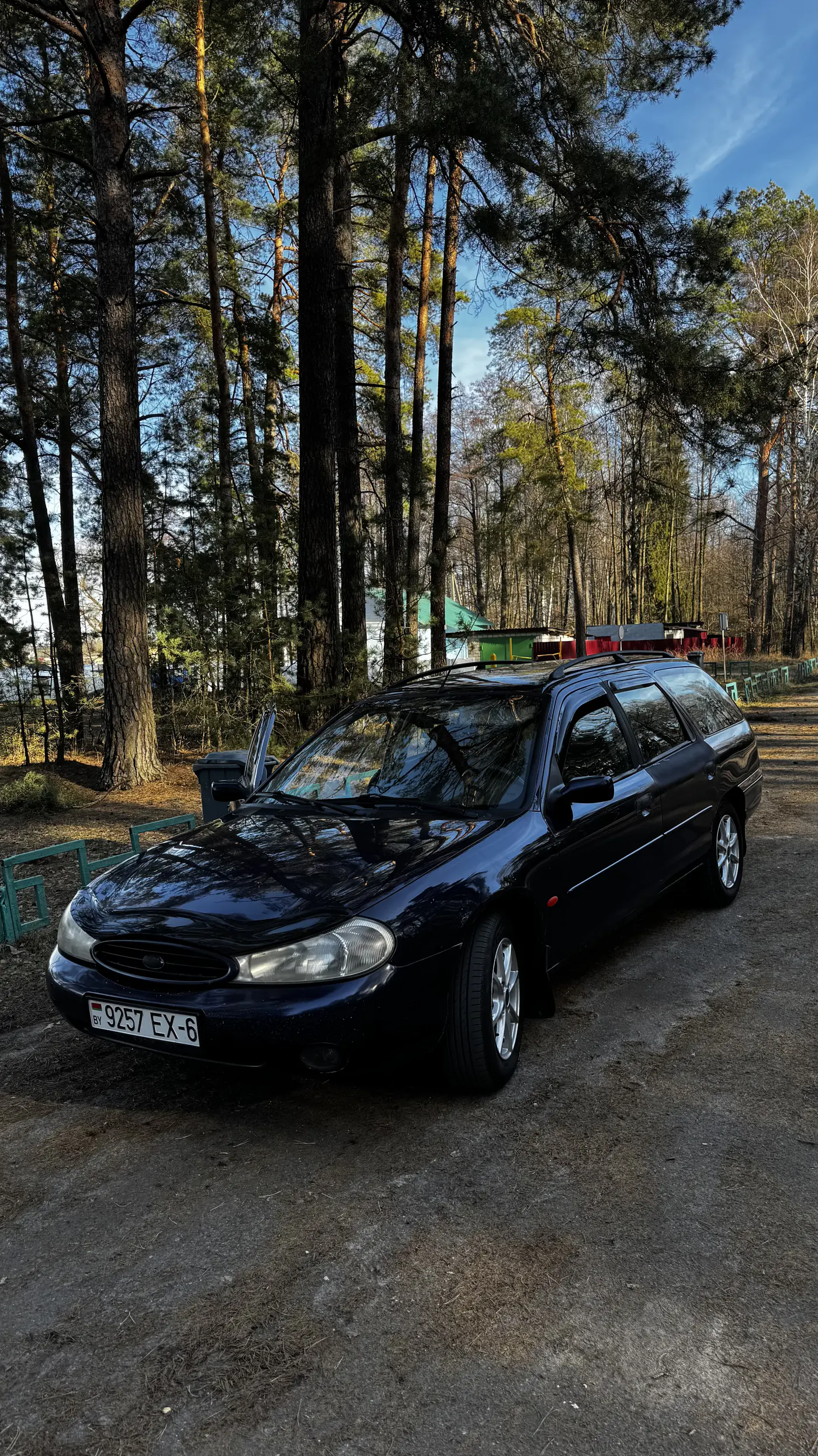 Ford Mondeo II, 2000