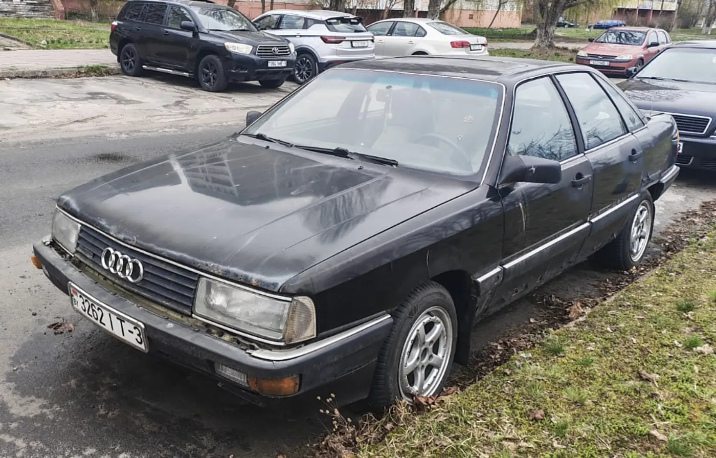 Audi 200 II (C3), 1984