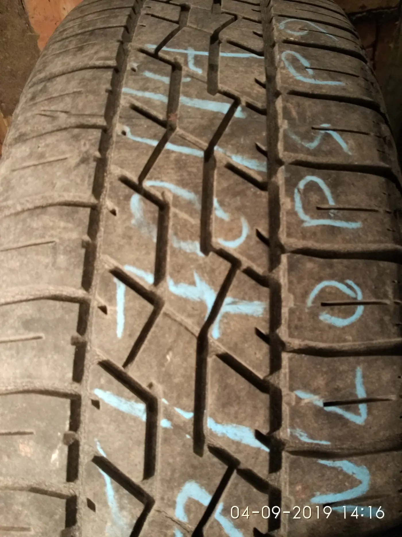 R14 185 70 Dunlop sp 9
