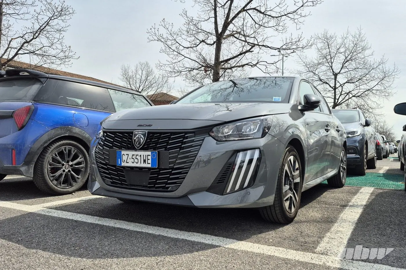 Итальянский трип на арендном Peugeot 208: эмоции, штраф и попытка развода