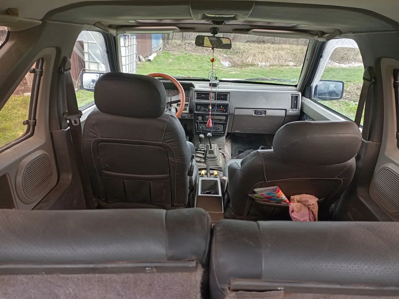 Nissan Terrano I, 1988