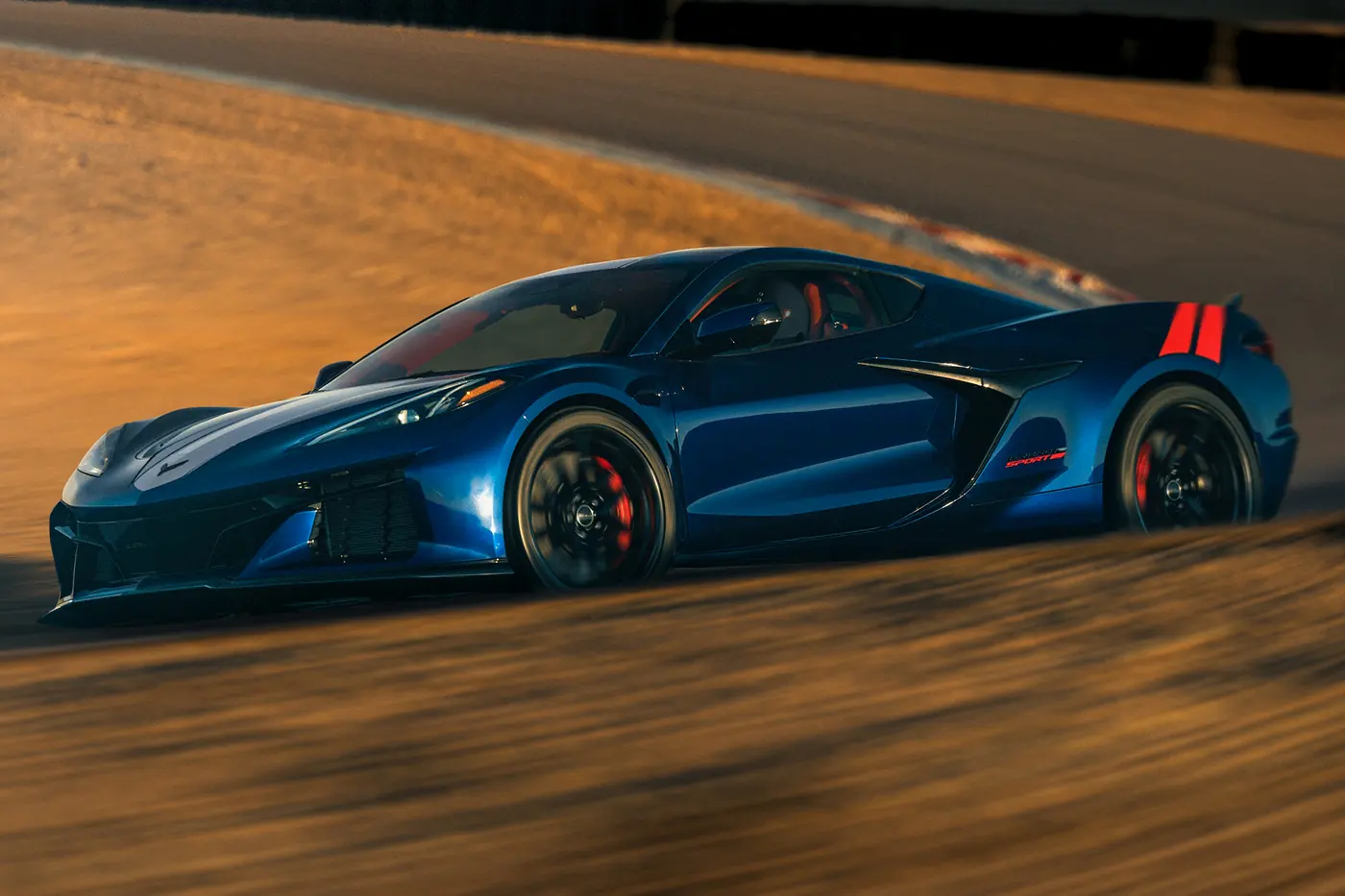 «Большой спорт» без турбин: возвращение Chevrolet Corvette Grand Sport