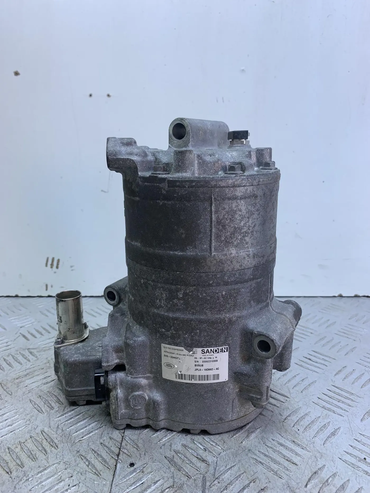 Компрессор кондиционера к Land Rover Range Rover 2020