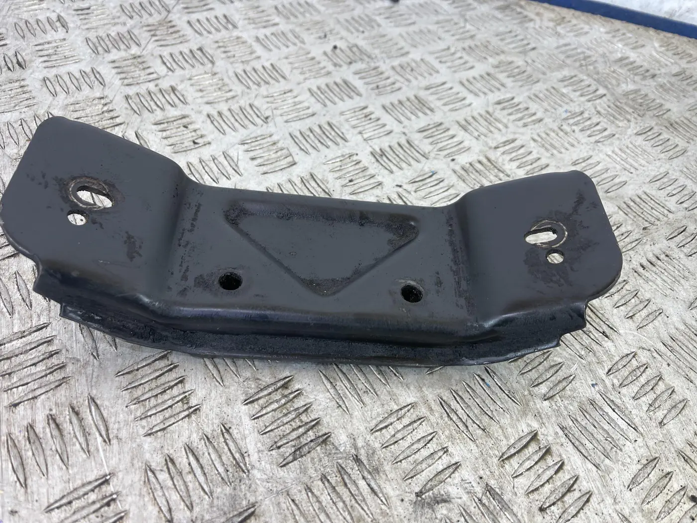 Кронштейн КПП к Ford Tourneo Connect 2003