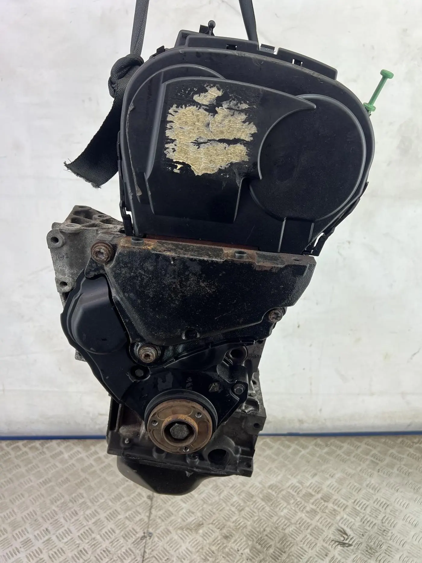 Двигатель к Peugeot 206 2006