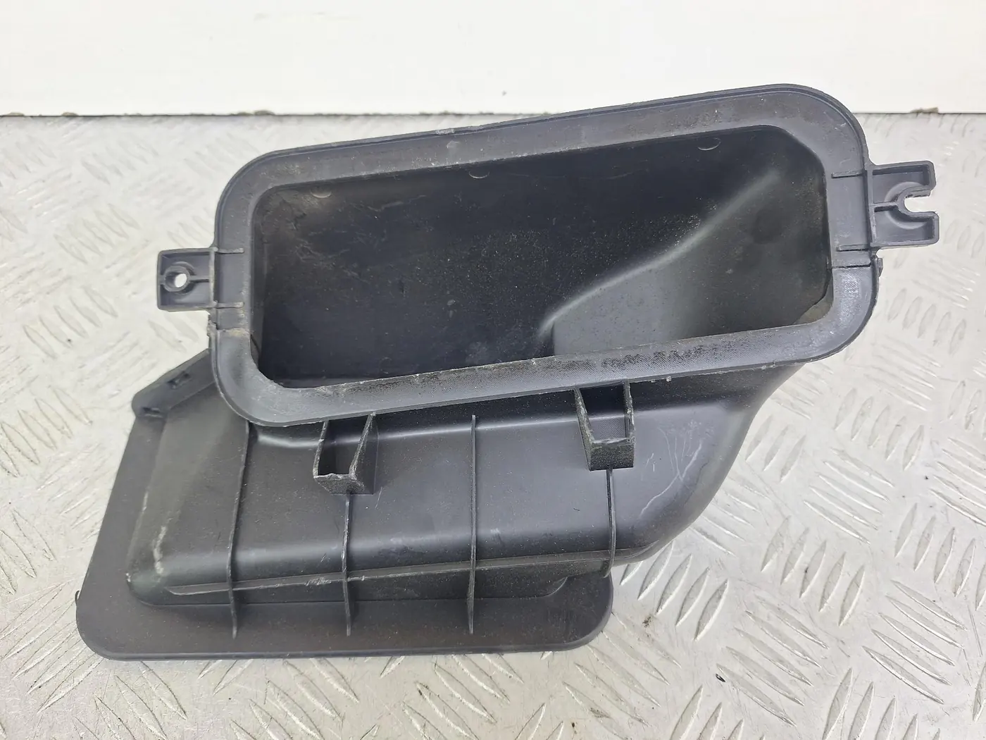 Воздухозаборник к Chevrolet Matiz 2006