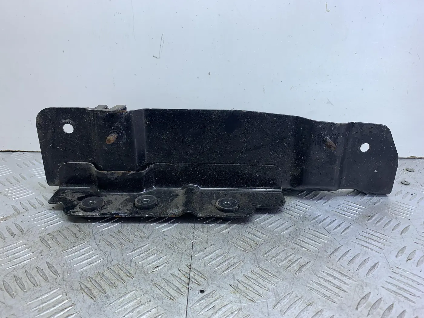 Кронштейн КПП к Land Rover Range Rover 2020