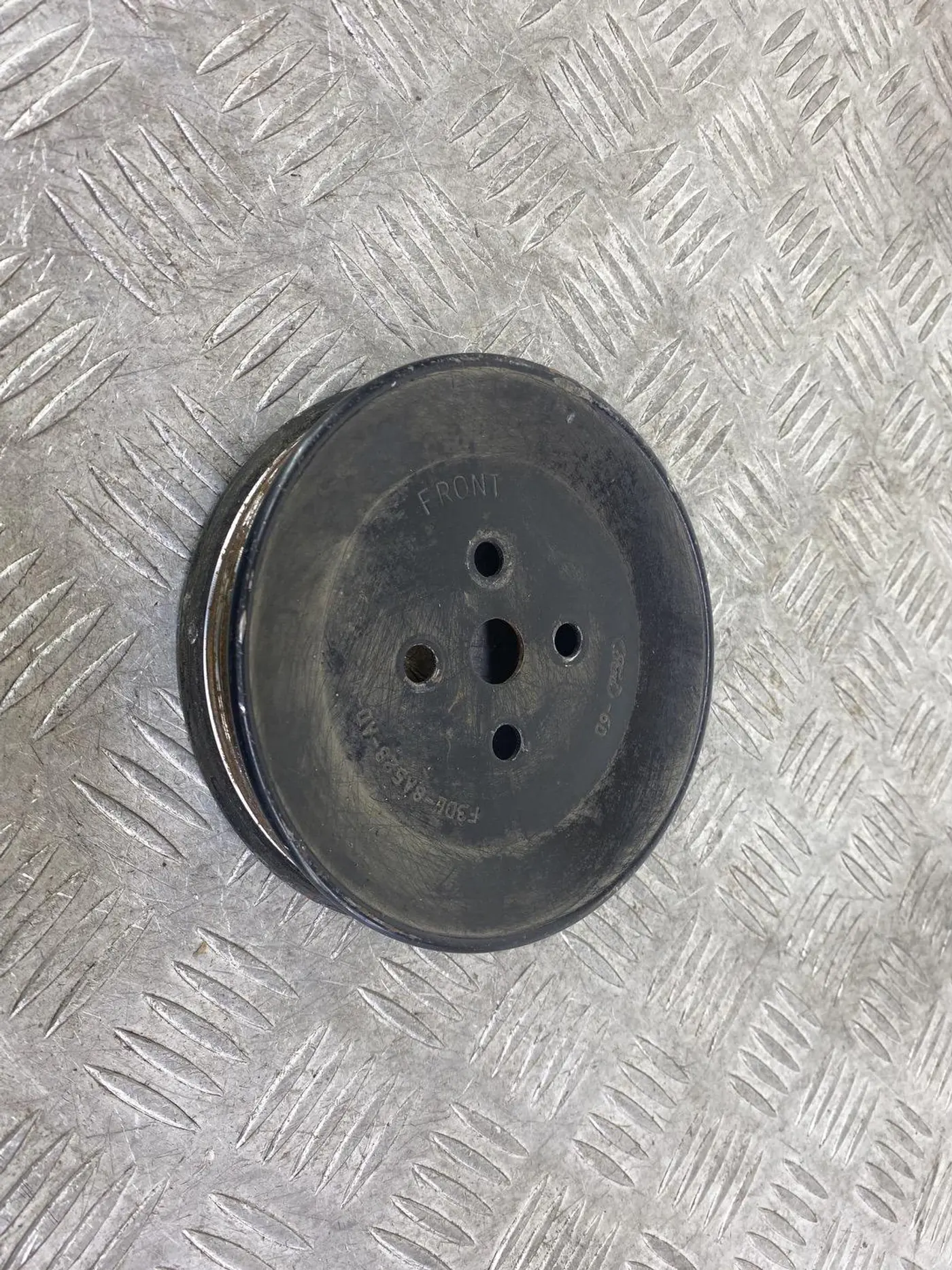Шкив помпы к Ford Windstar 1996