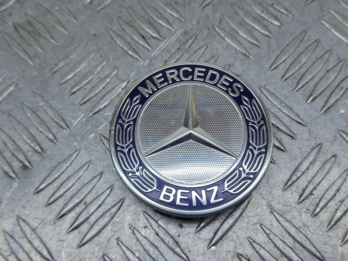 Колпачок литого диска к Mercedes-Benz C-klasse 2009