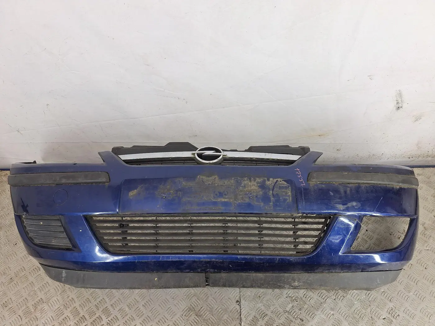 Бампер передний к Opel Corsa 2003