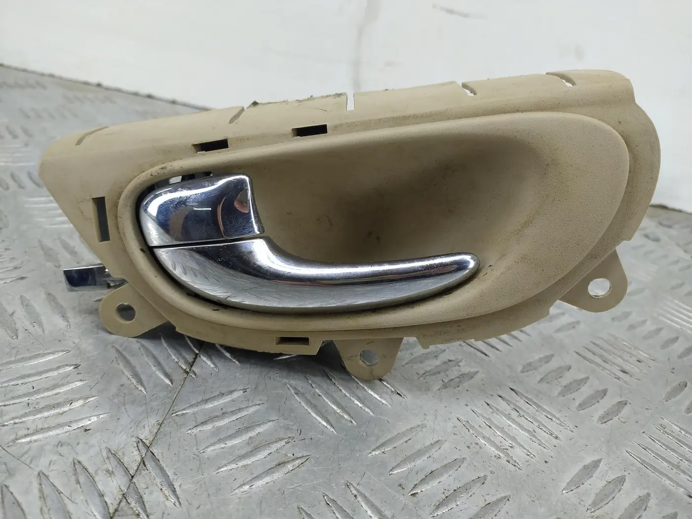 Ручка внутренняя задняя левая к Jaguar X-Type 2005