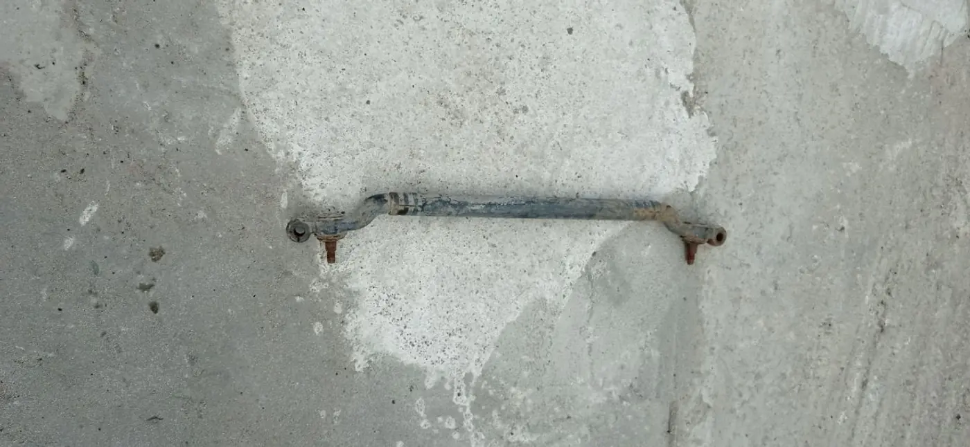 Рулевая тяга к BMW 5 1992