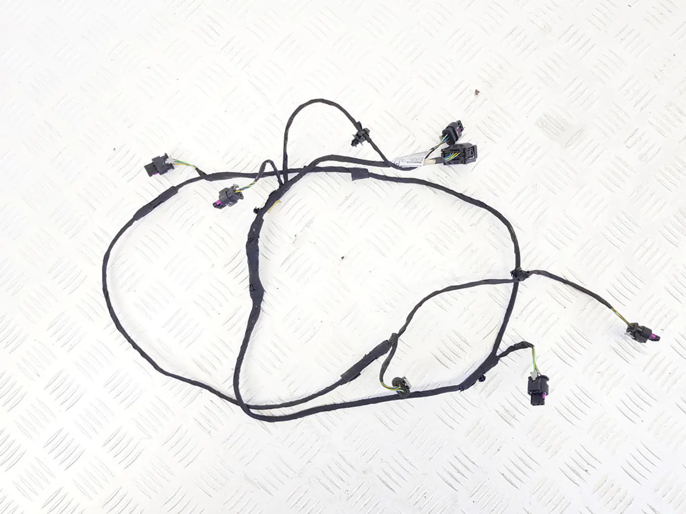 Проводка бампера заднего к BMW 4 2024