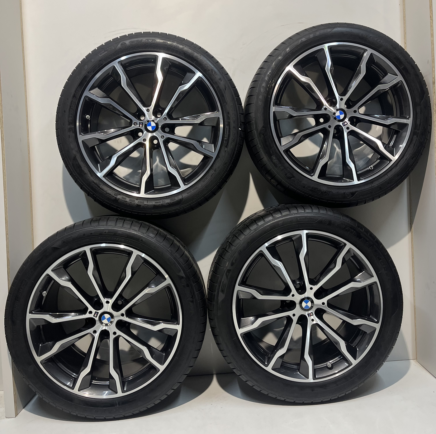 8xR20 5 112 ET27 DIA66.6 к BMW X3