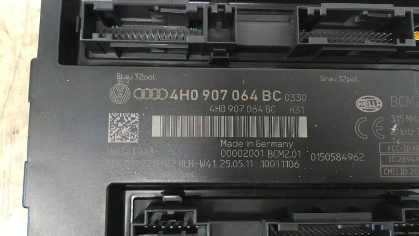 Блок комфорта к Audi A7 2012