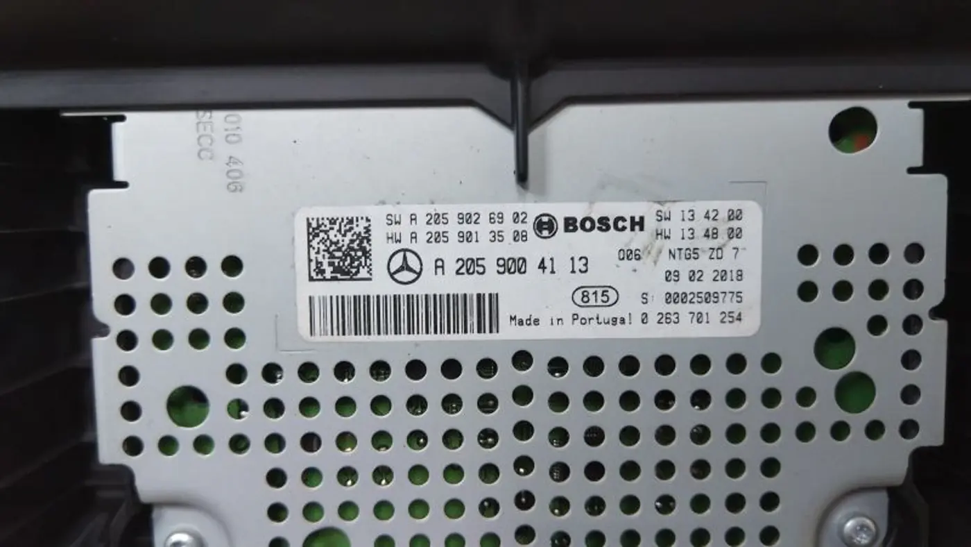 Монитор к Mercedes-Benz GLC 2017