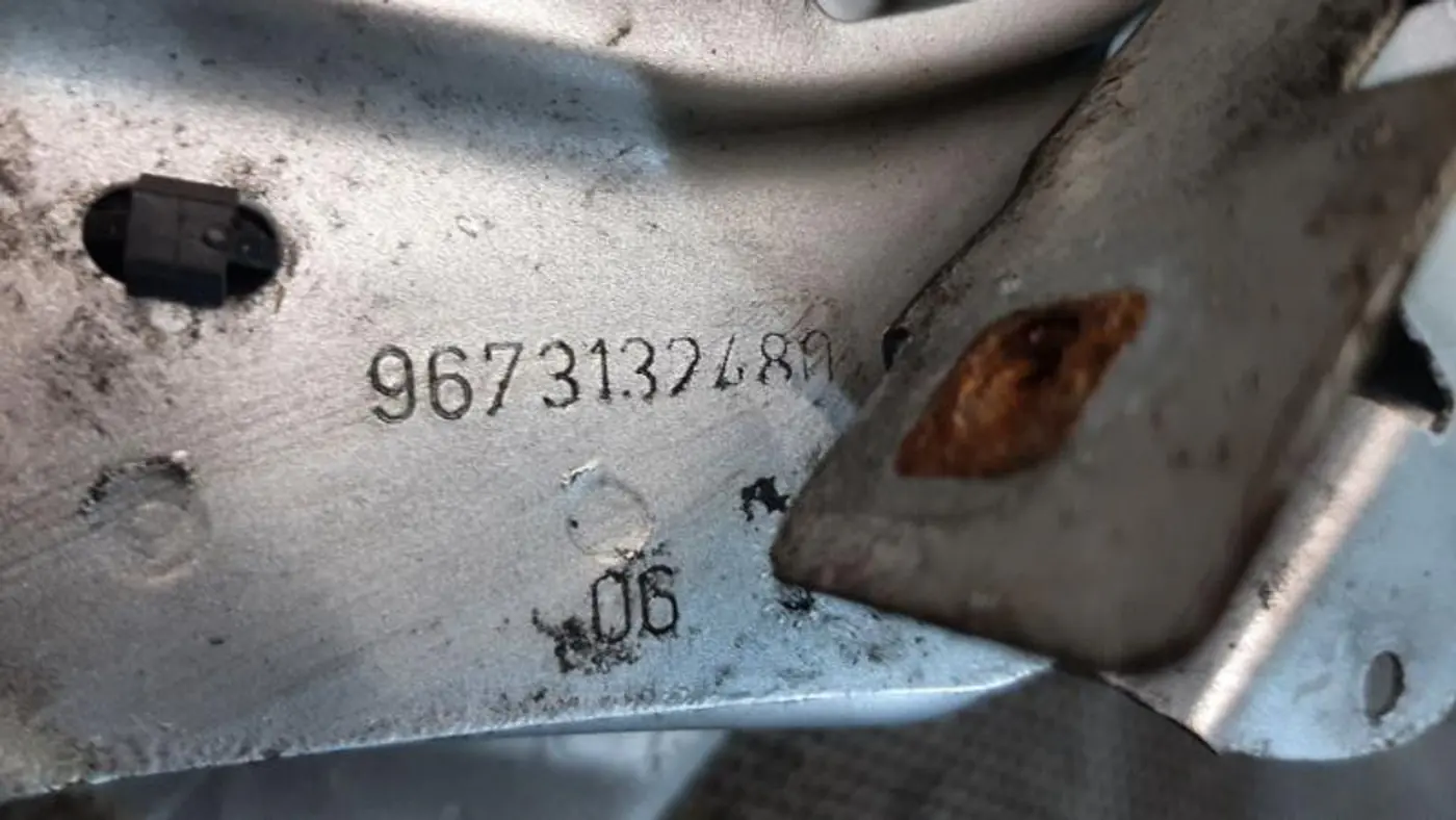 Лонжерон правый к Peugeot 208 2014