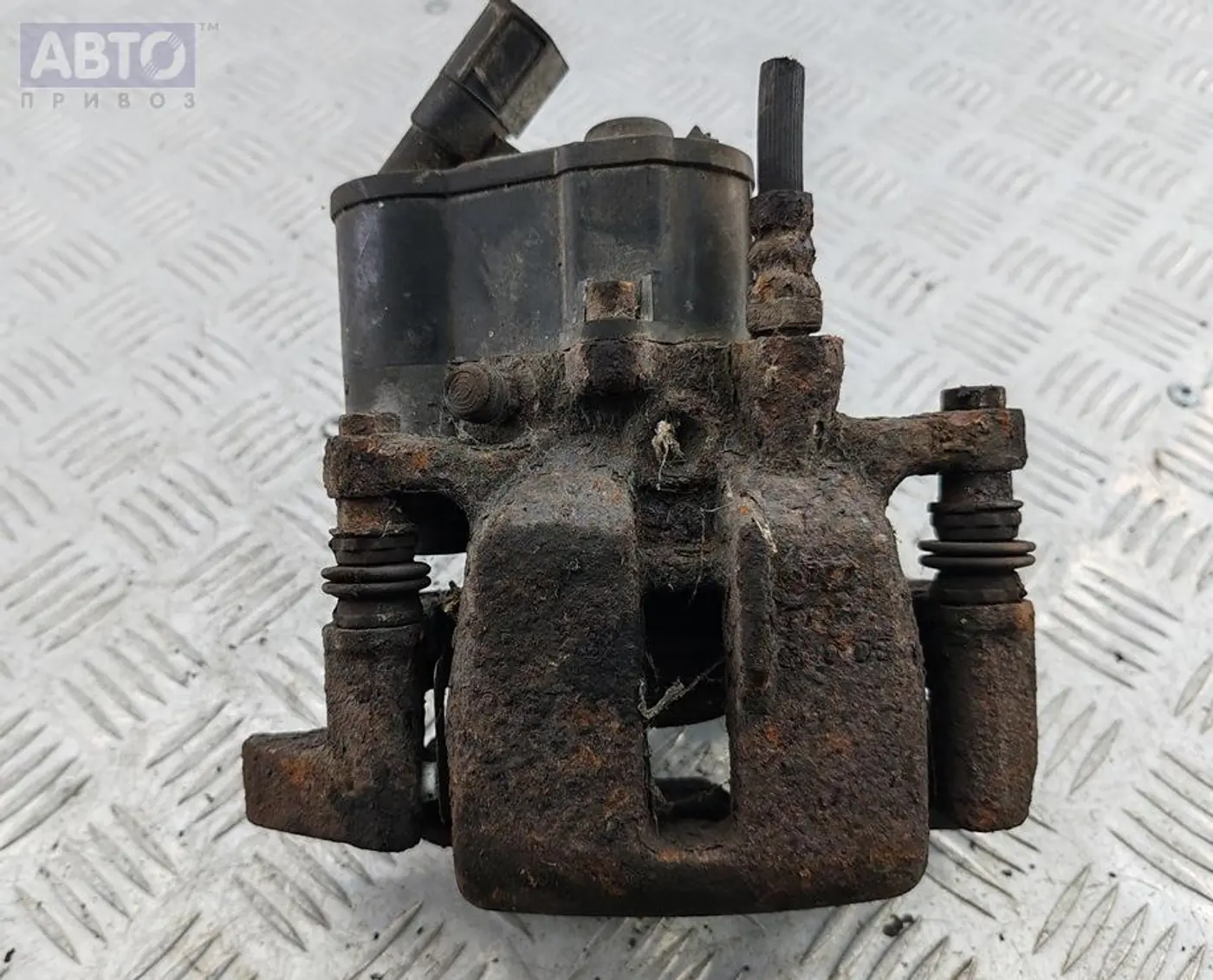 Суппорт к Audi A6 2005