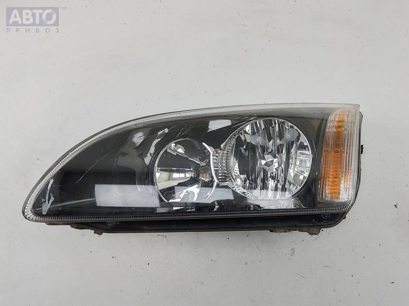 Фара левая к Ford Focus 2007
