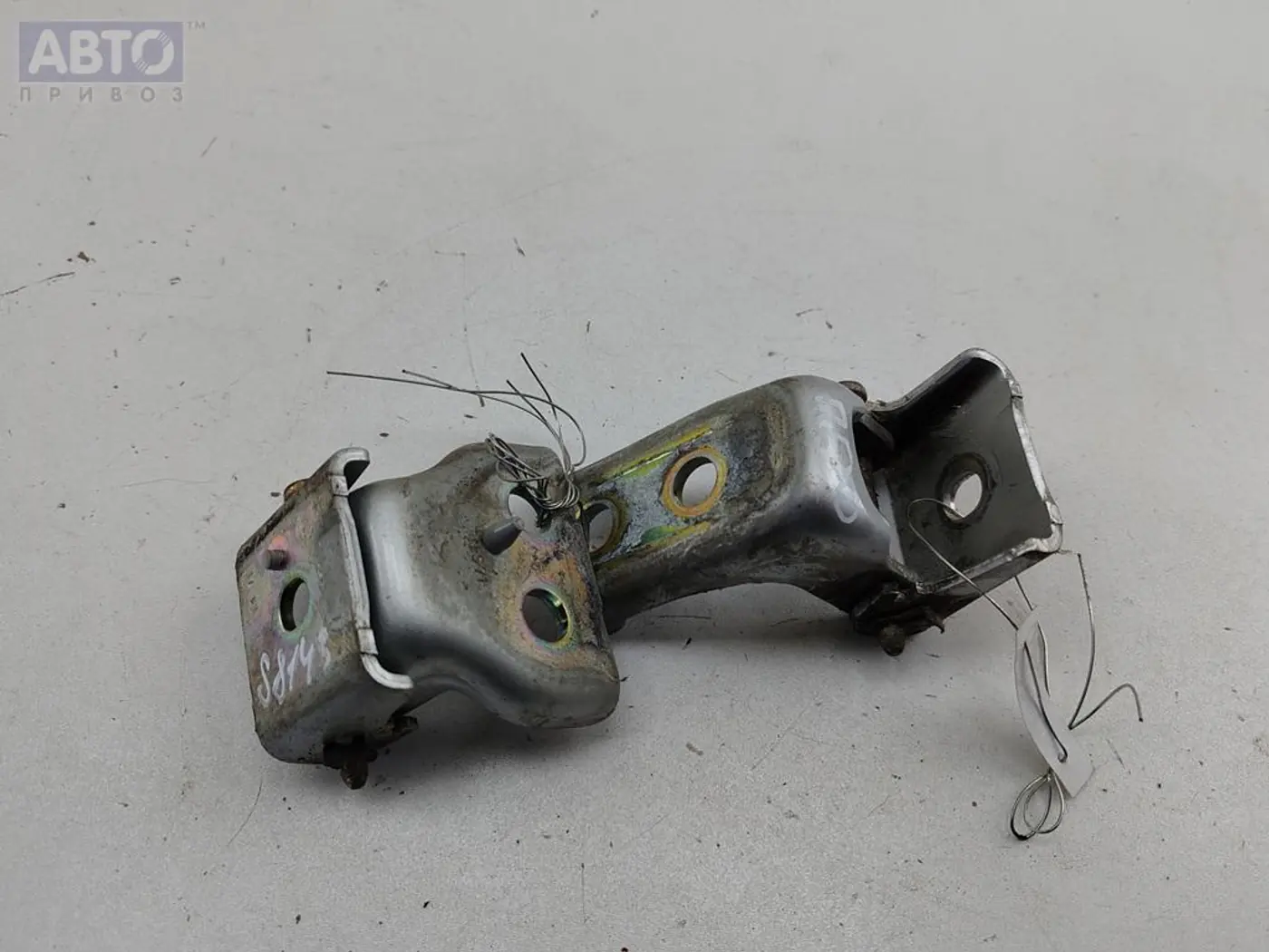 Петли к Peugeot 407 2005