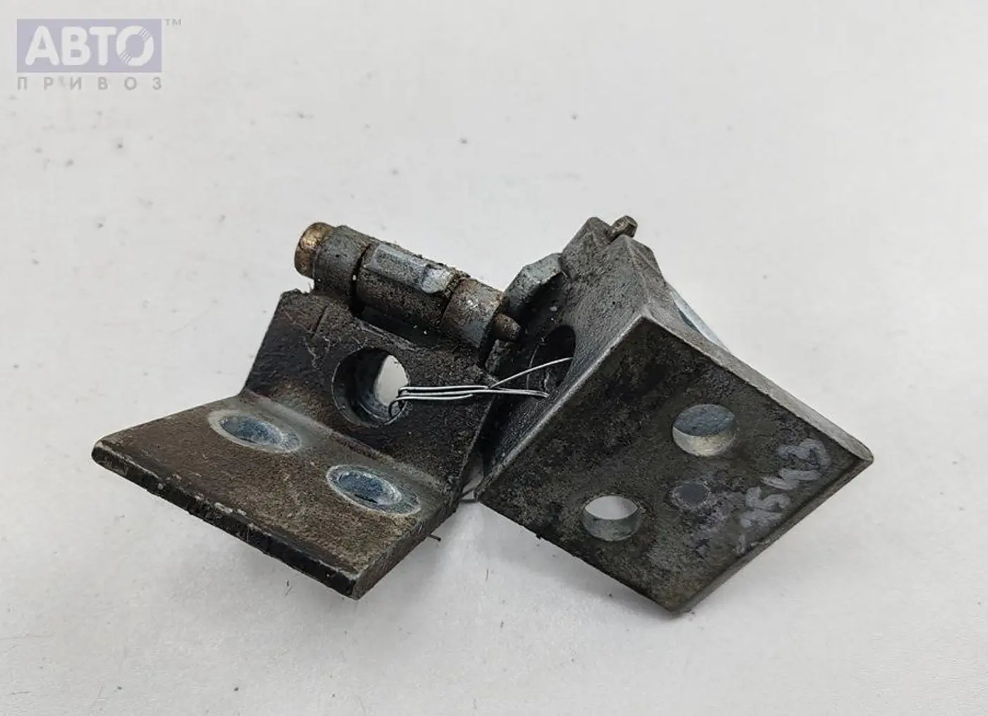 Петли к Peugeot 607 2002