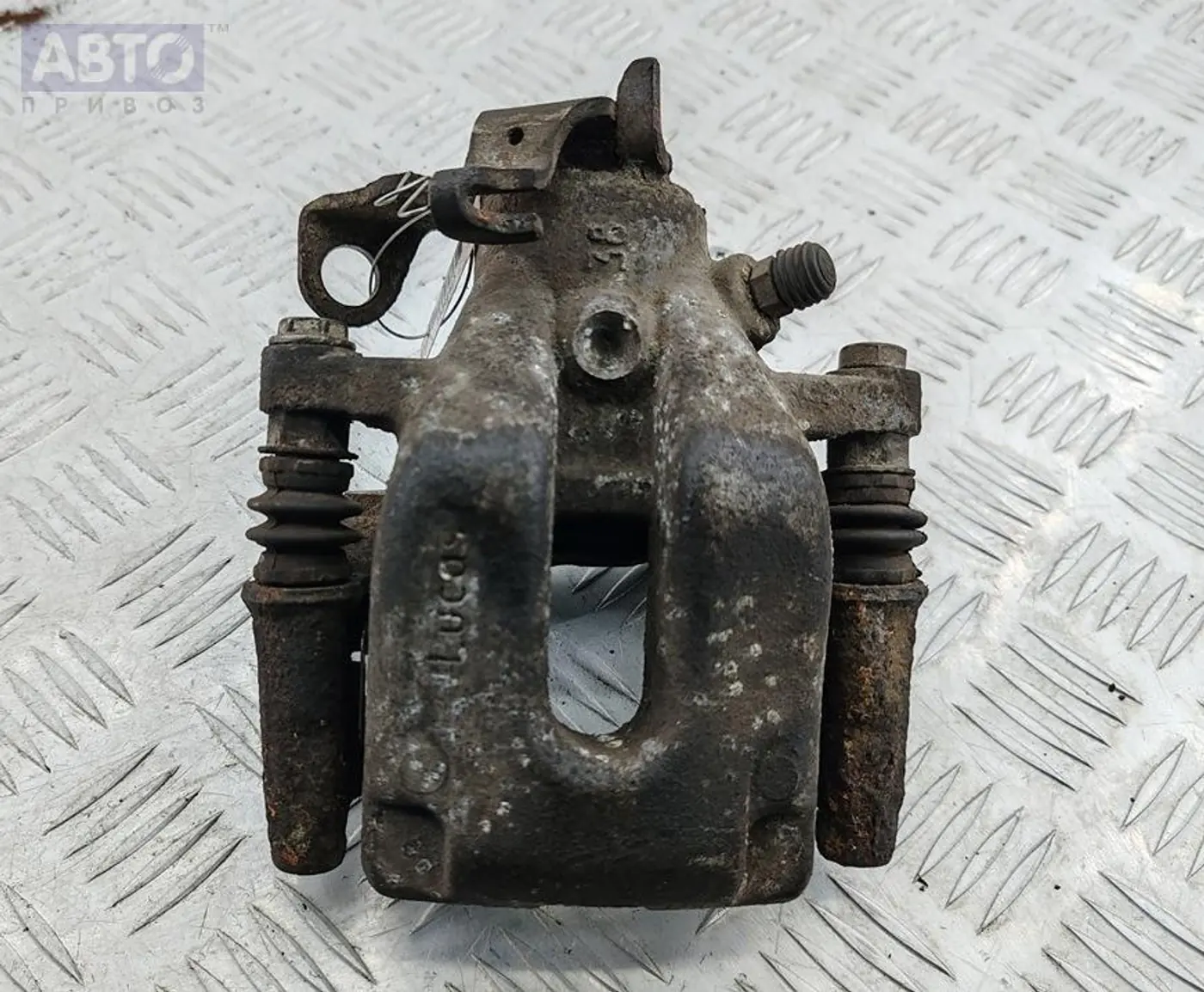 Суппорт к Peugeot 307 2003
