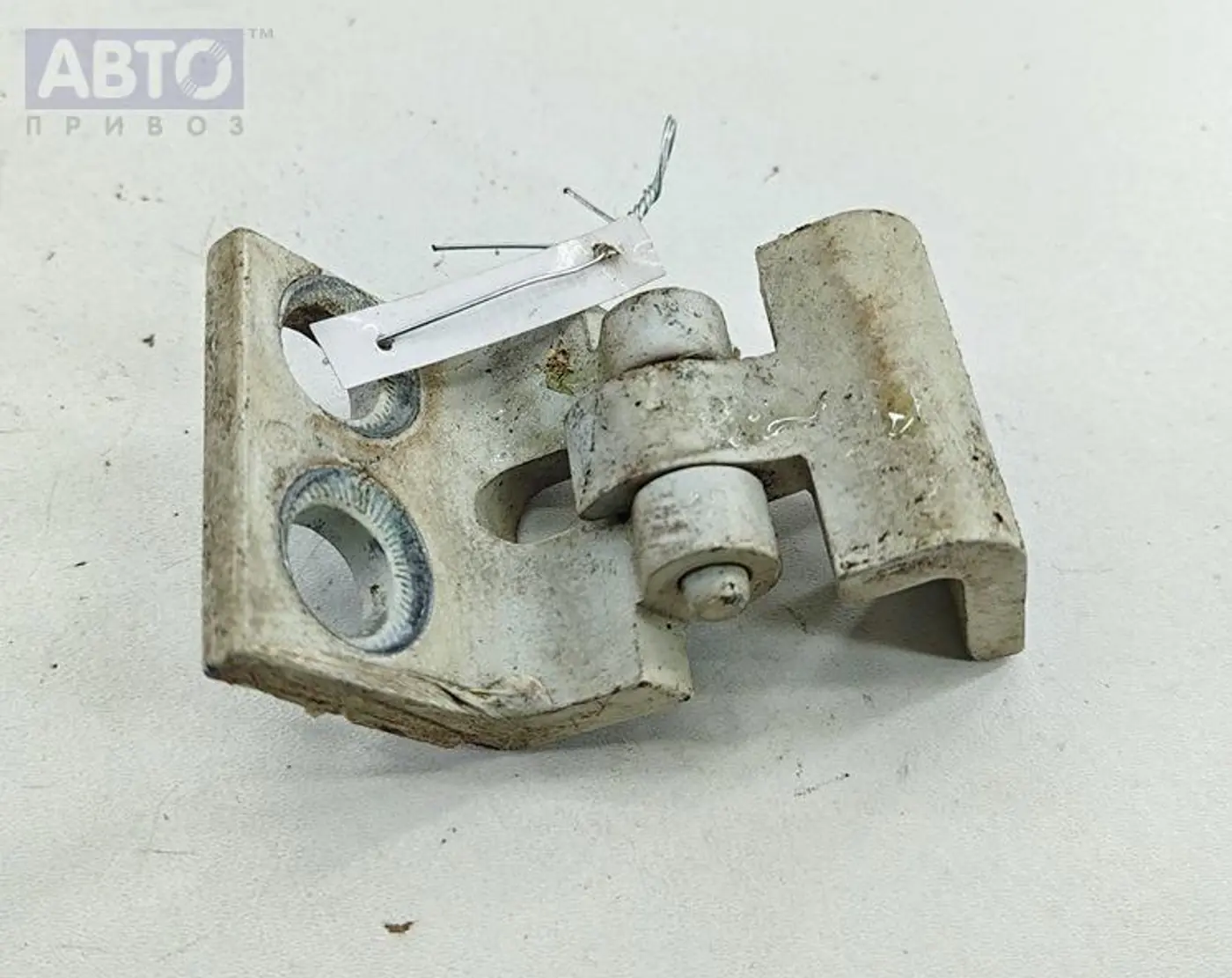 Петли к Volkswagen Transporter 1997